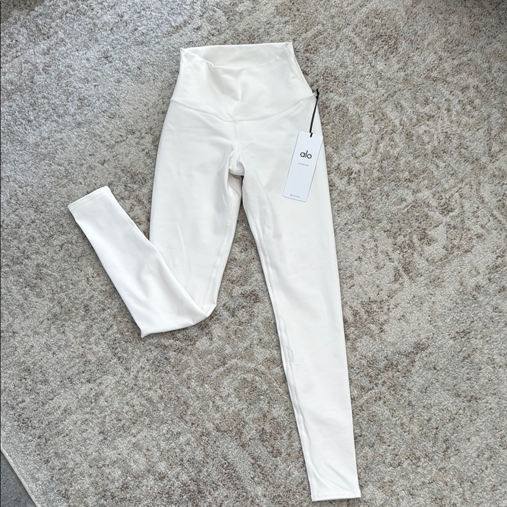 ALO Yoga Cream Leggings